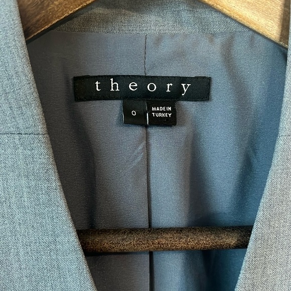SOLD NEW Theory Lanai Edition 5 Open Front Blazer - Picture 4 of 8